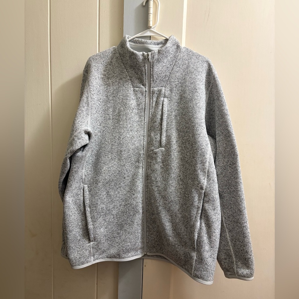 EUC Lululemon Men’s Full Zip Sweater